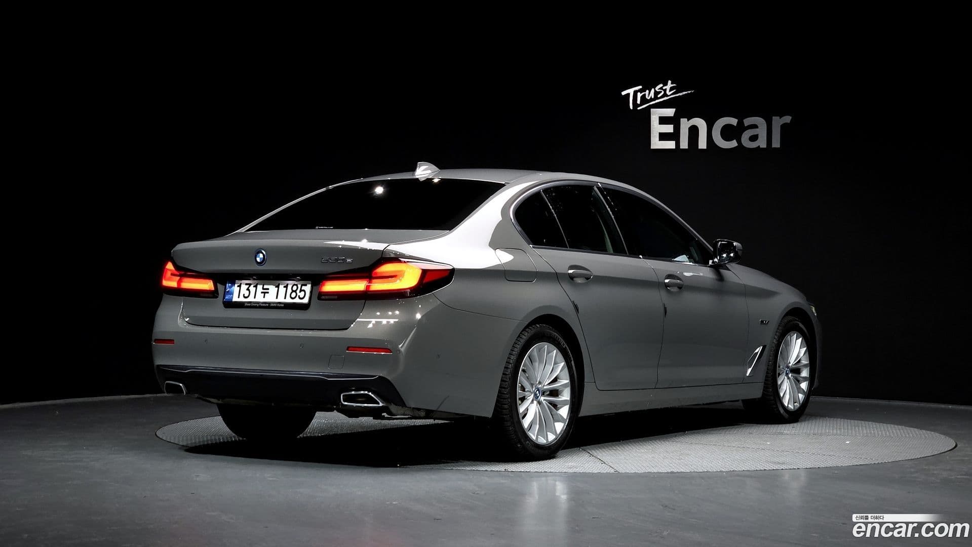 Main__Slider__Photo:5-Series BMW 2022.8-1