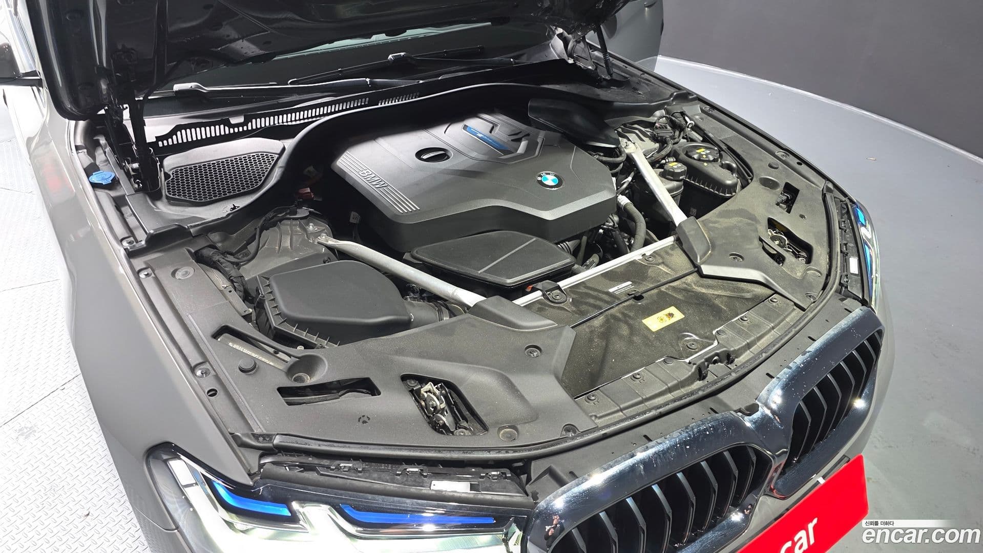 Main__Slider__Photo:5-Series BMW 2022.8-5