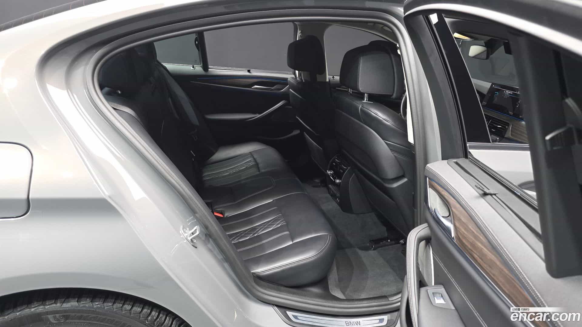 5-Series BMW 2022.8-OPTION-016