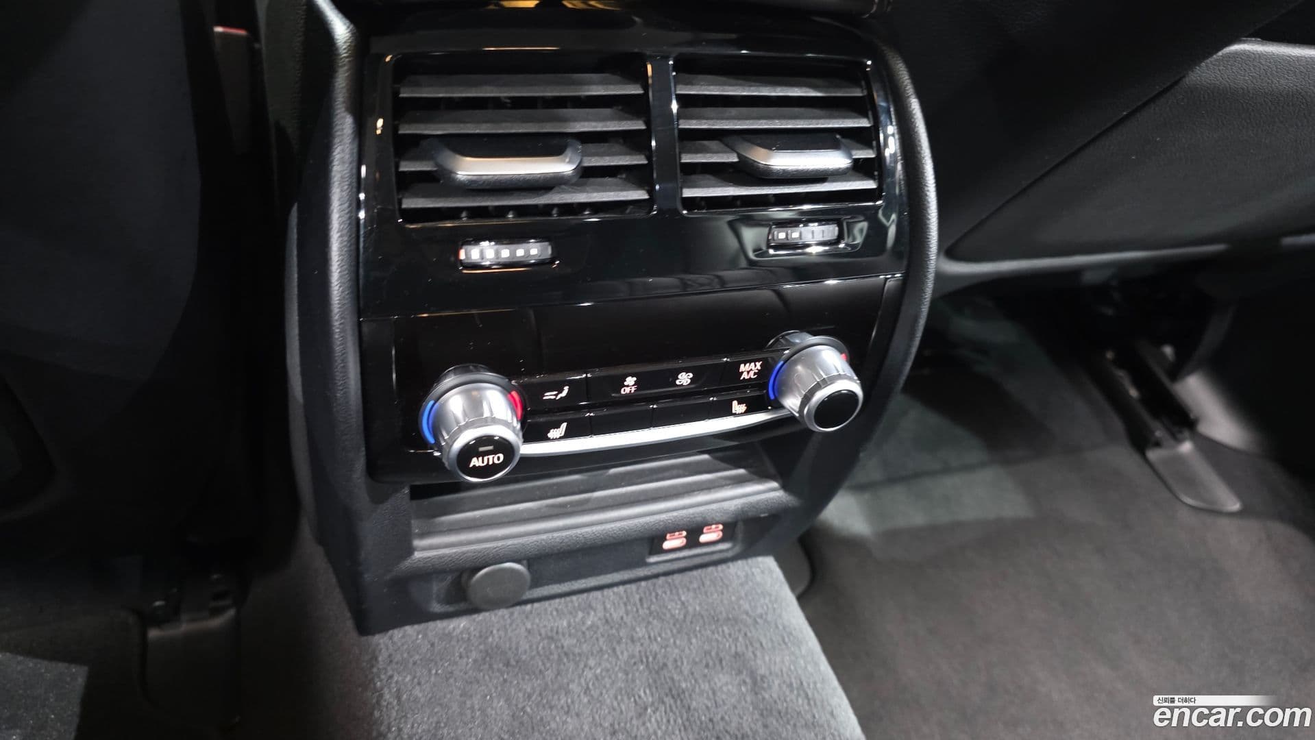 Main__Slider__Photo:5-Series BMW 2022.8-17