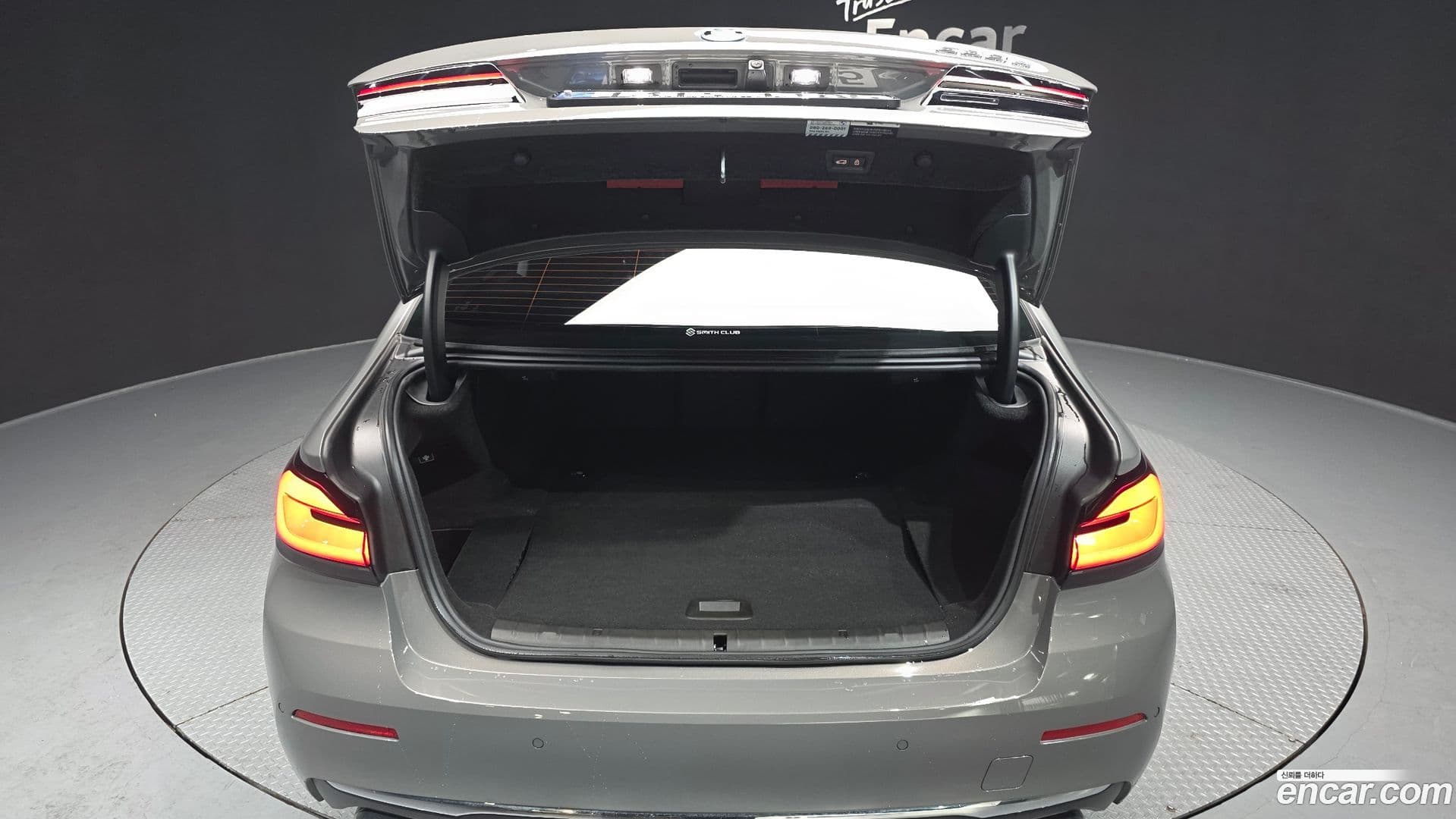 Main__Slider__Photo:5-Series BMW 2022.8-19