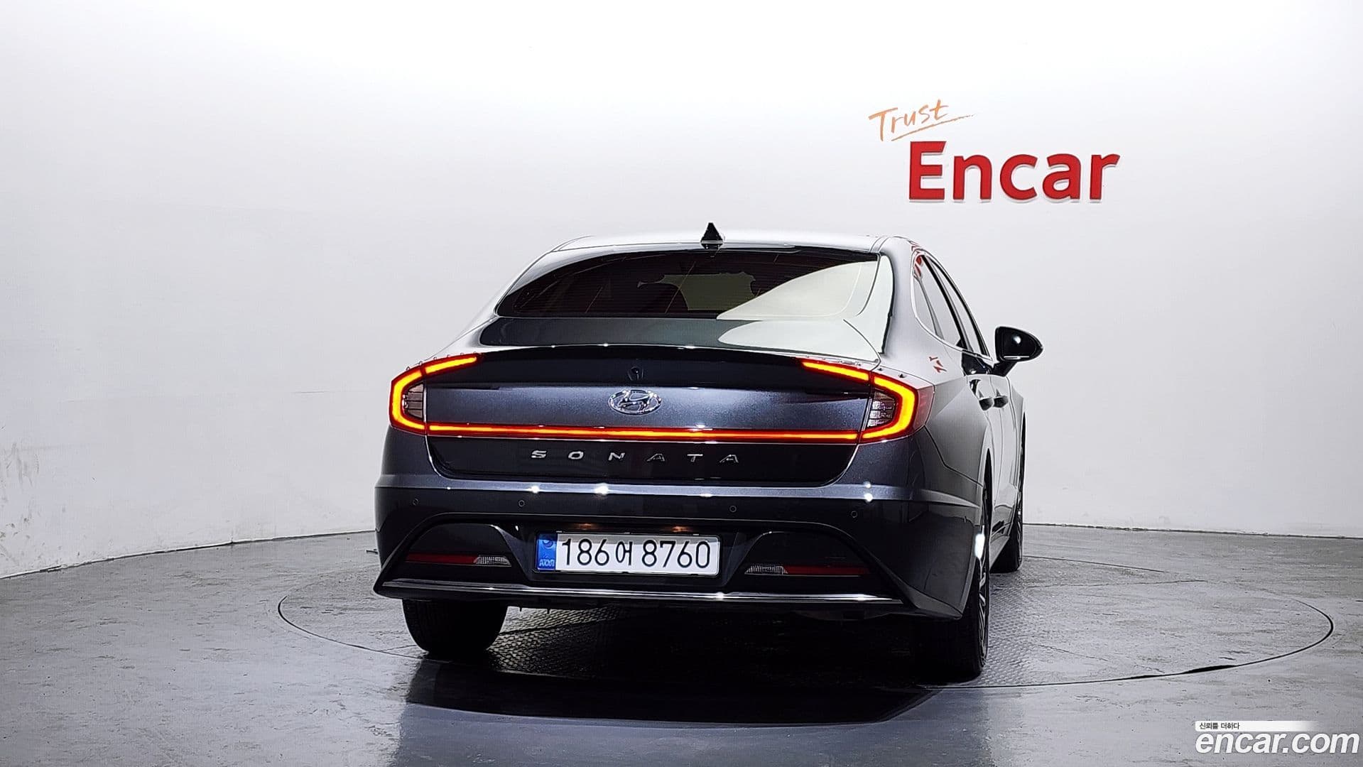 Main__Slider__Photo:Sonata Hyundai 2022.2-3