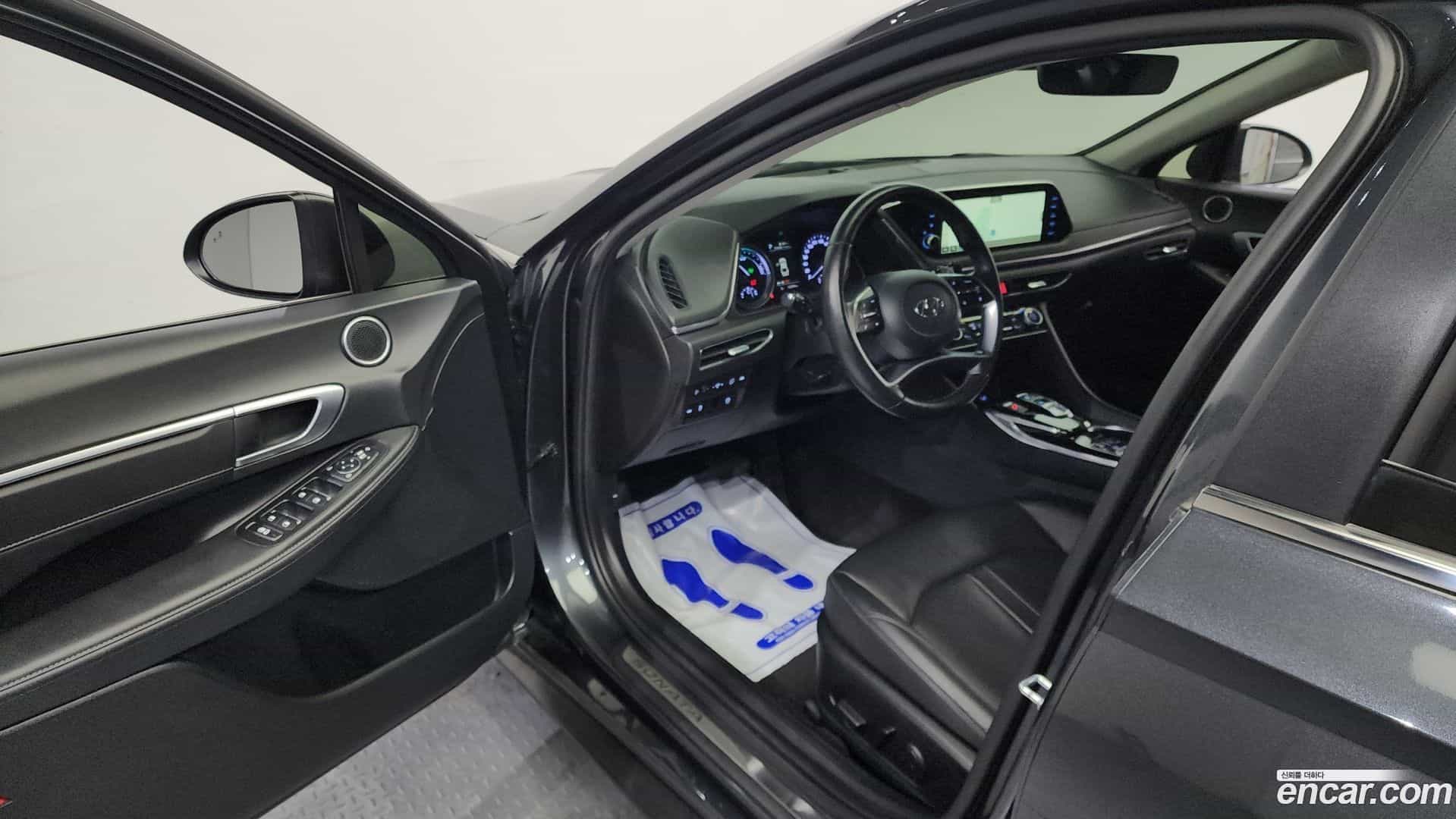 Sonata Hyundai 2022.2-INNER-010