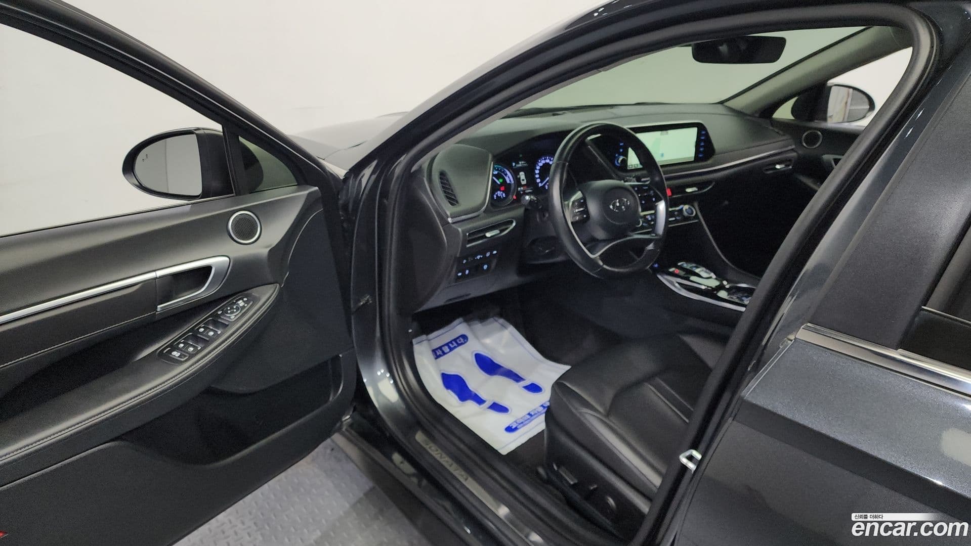 Main__Slider__Photo:Sonata Hyundai 2022.2-9