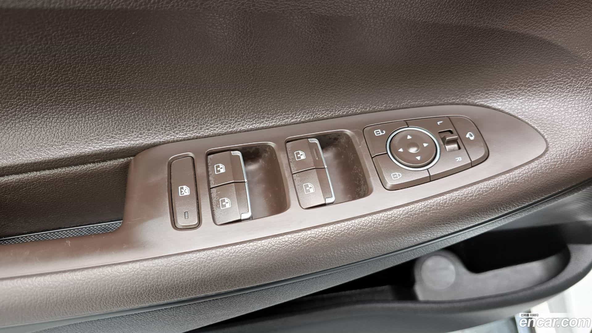 Grandeur Hyundai 2020.9-OPTION-018