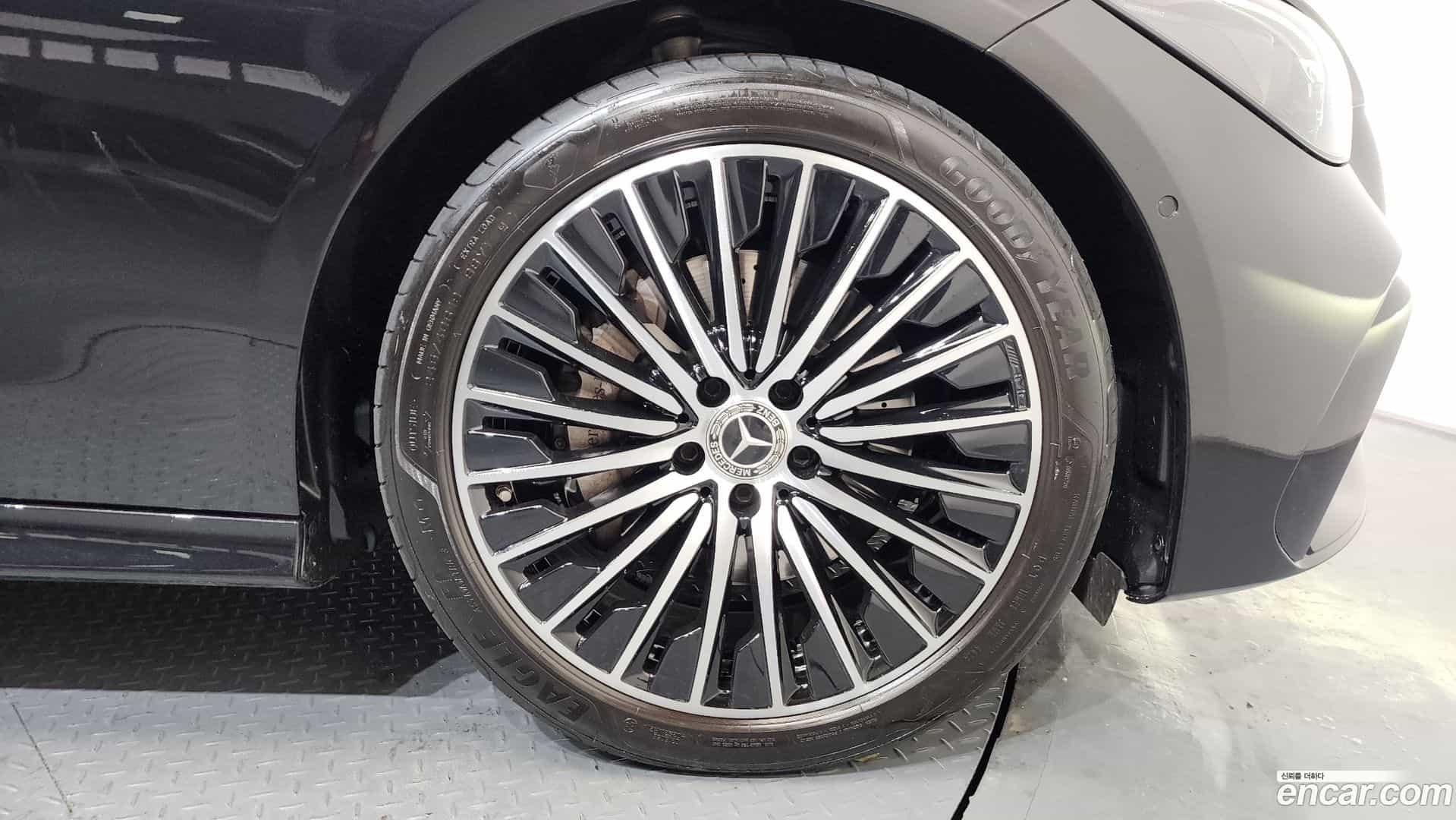 CLE-Class Mercedes-Benz 2025.4-OUTER-005