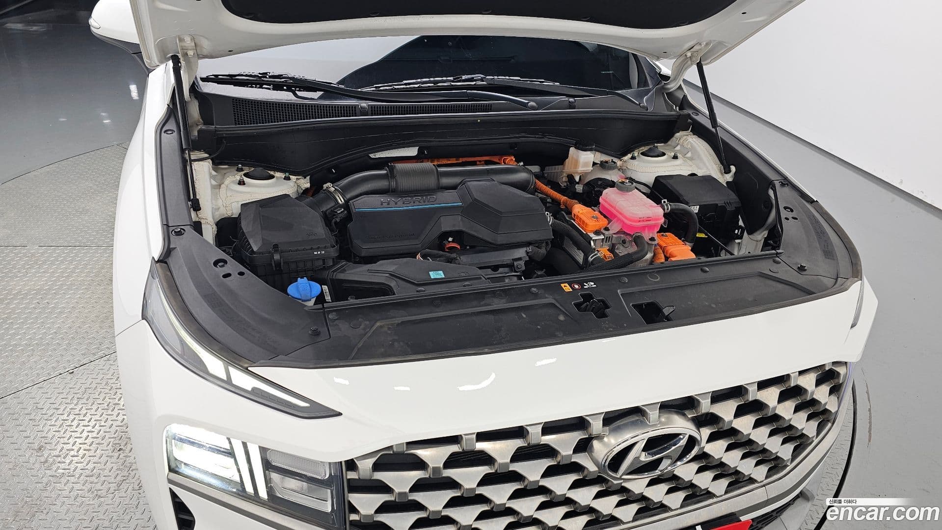 Main__Slider__Photo:Santafe Hyundai 2022.7-5