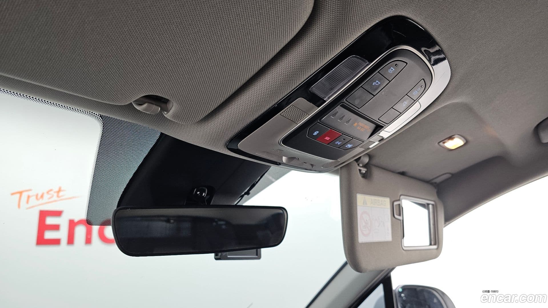 Main__Slider__Photo:Santafe Hyundai 2022.7-15