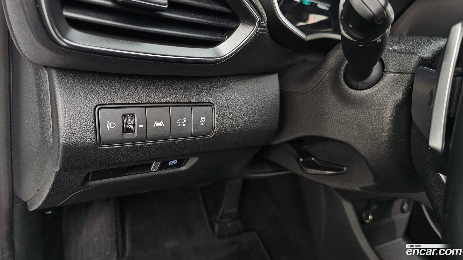 Main__Slider__Photo:Santafe Hyundai 2022.7-16