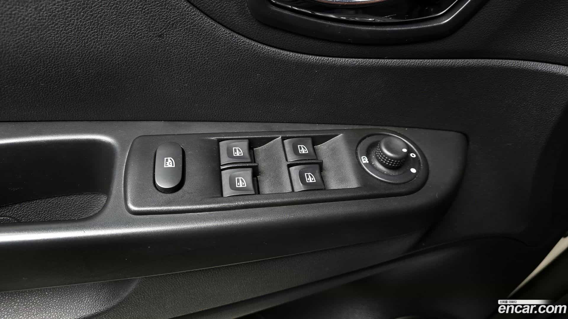 QM3 Renault-KoreaSamsung 2017.2-OPTION-021