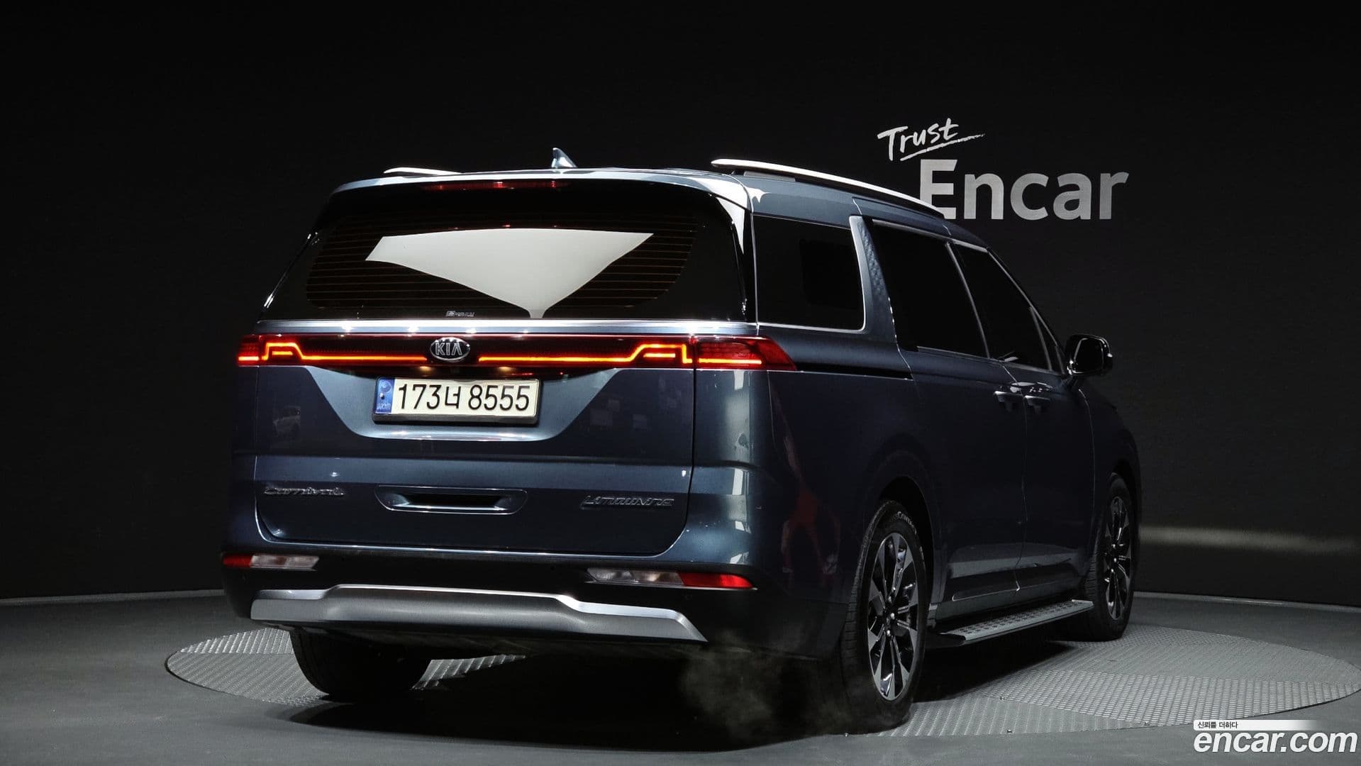 Main__Slider__Photo:Canival Kia 2021.3-1