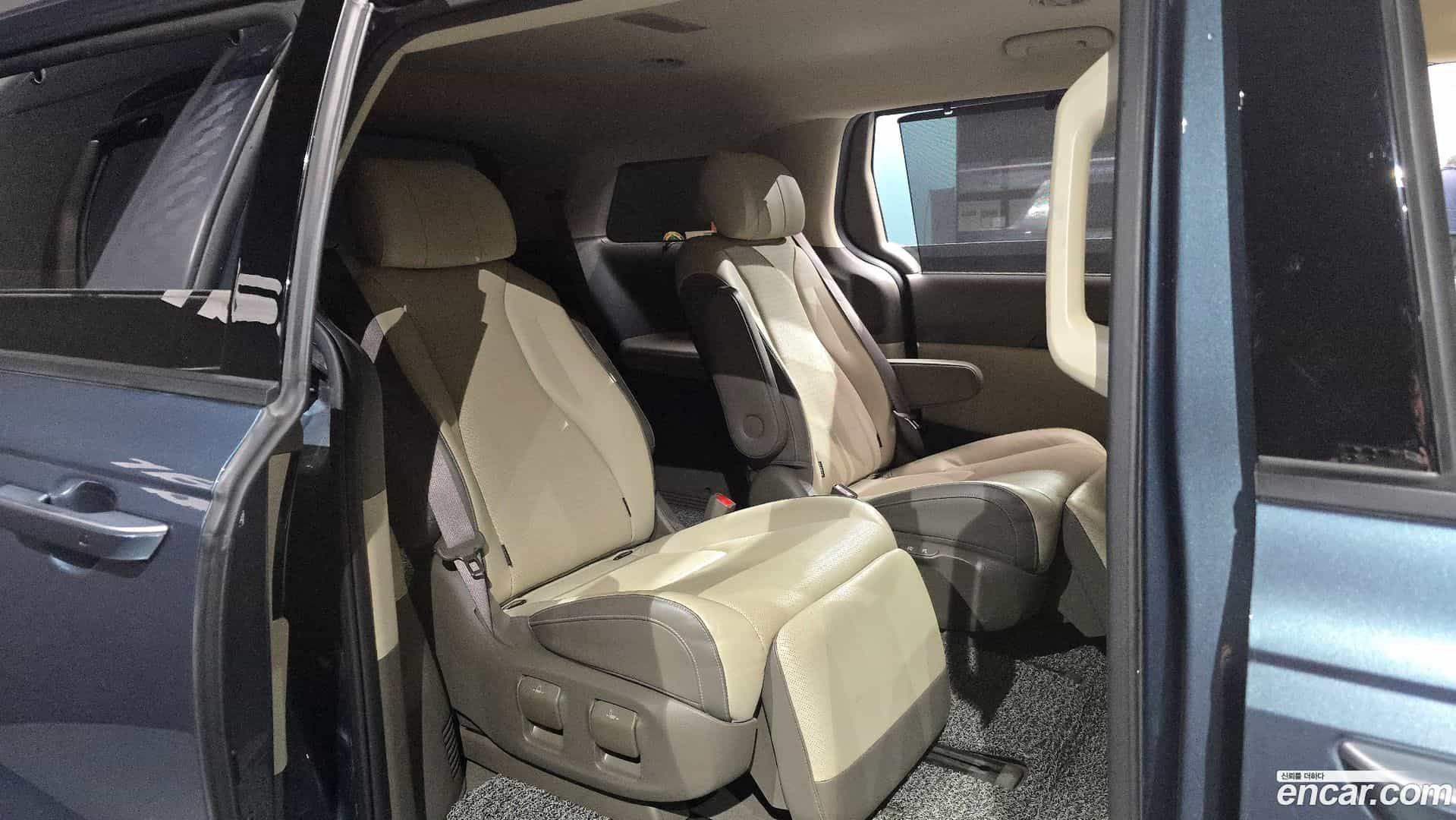 Canival Kia 2021.3-OPTION-016