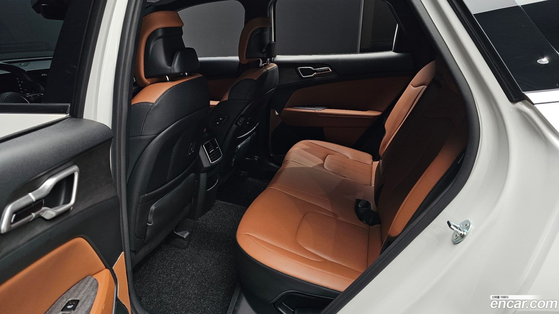 Main__Slider__Photo:Sportage Kia 2024.1-11