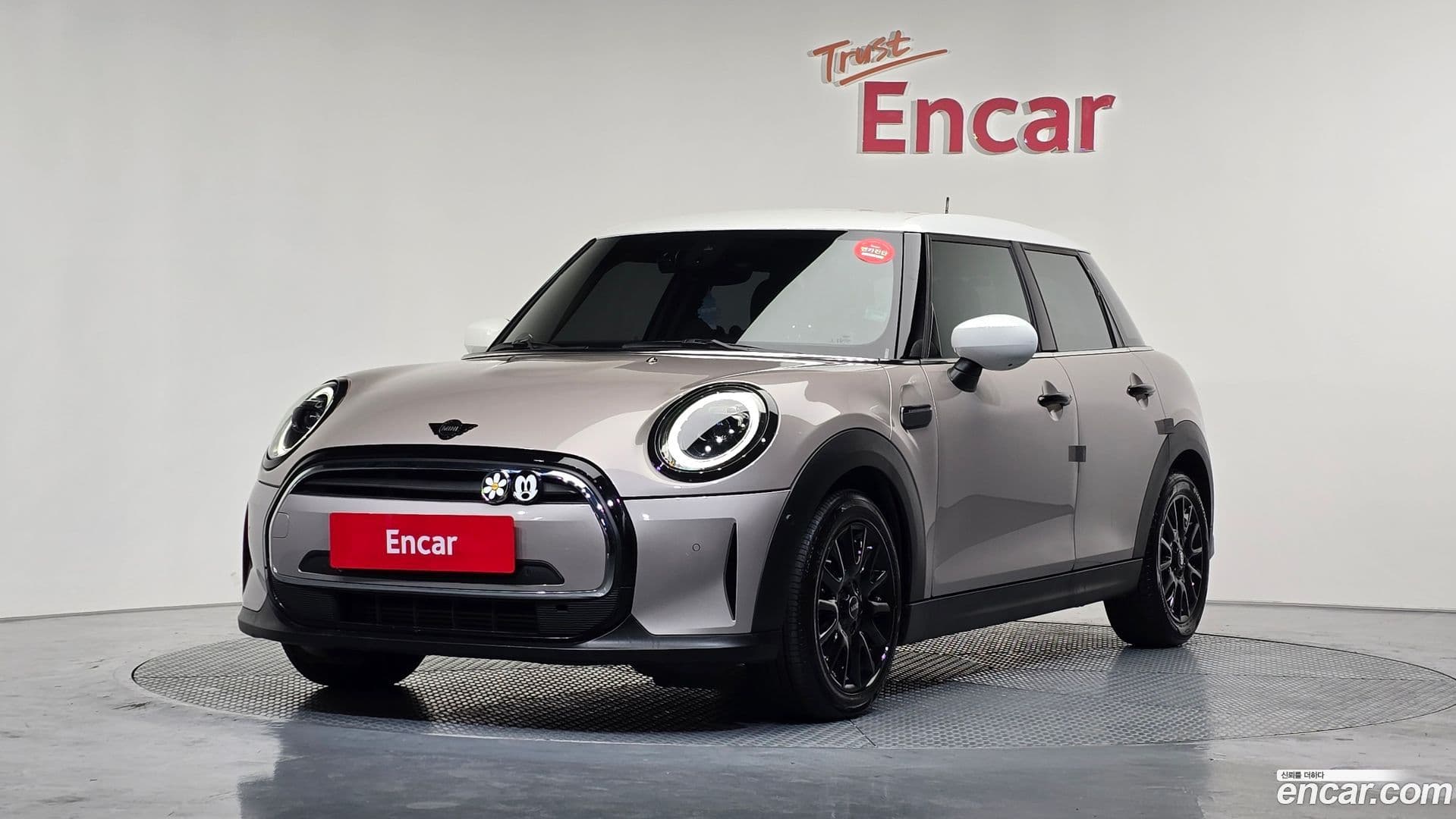 Main__Slider__Photo:Cooper Mini 2024.0-0