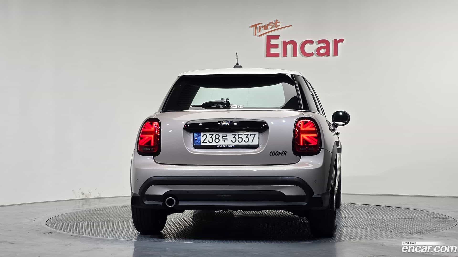 Cooper Mini 2024.0-OUTER-004