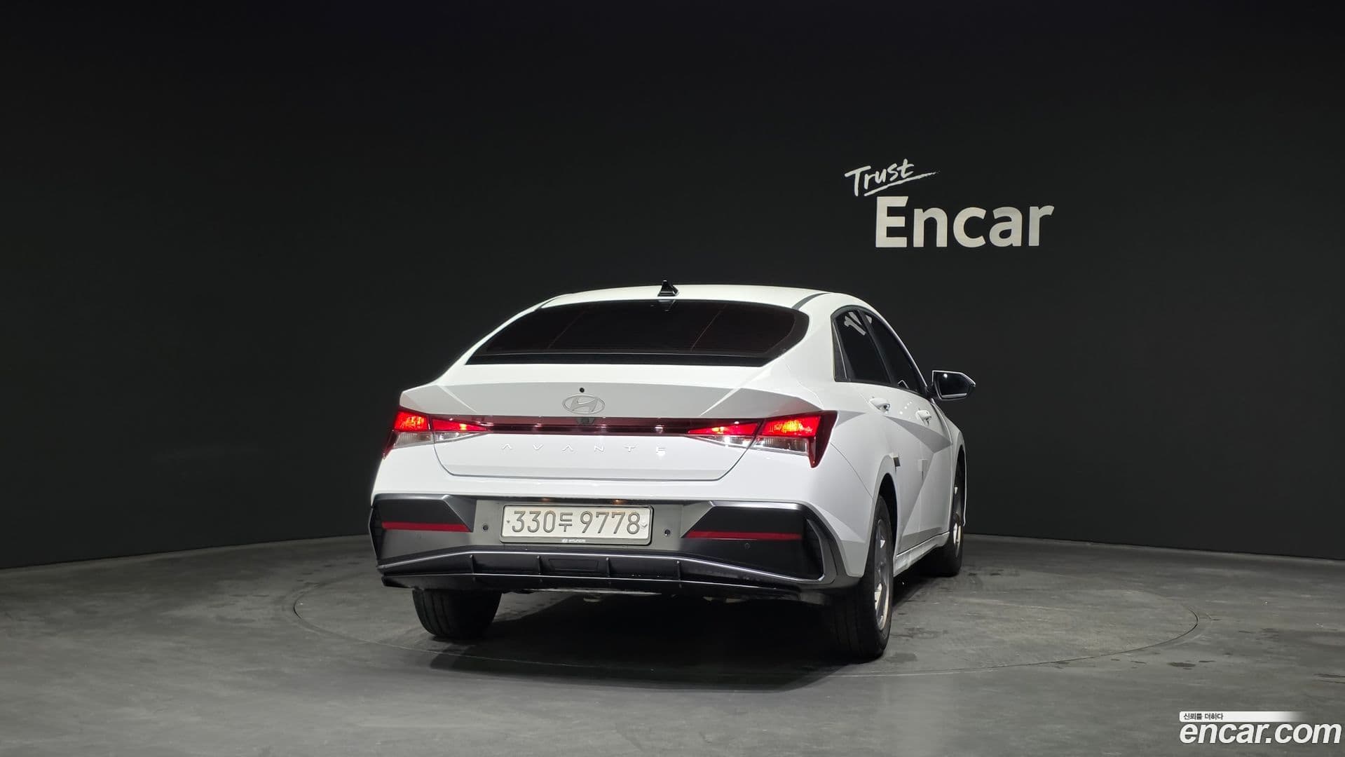 Main__Slider__Photo:AVANTE Hyundai 2023.10-3