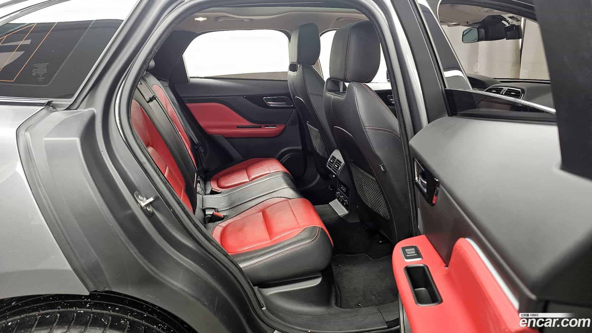 F-PACE Jaguar 2018.0-OPTION-016