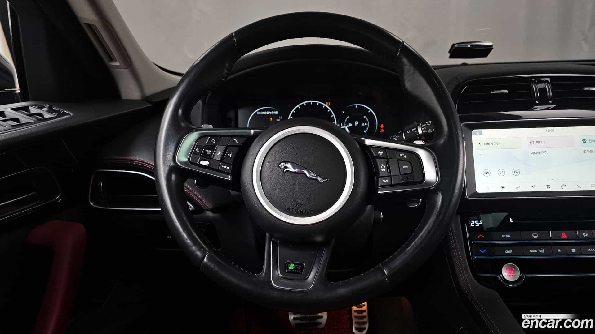 F-PACE Jaguar 2018.0-OPTION-017