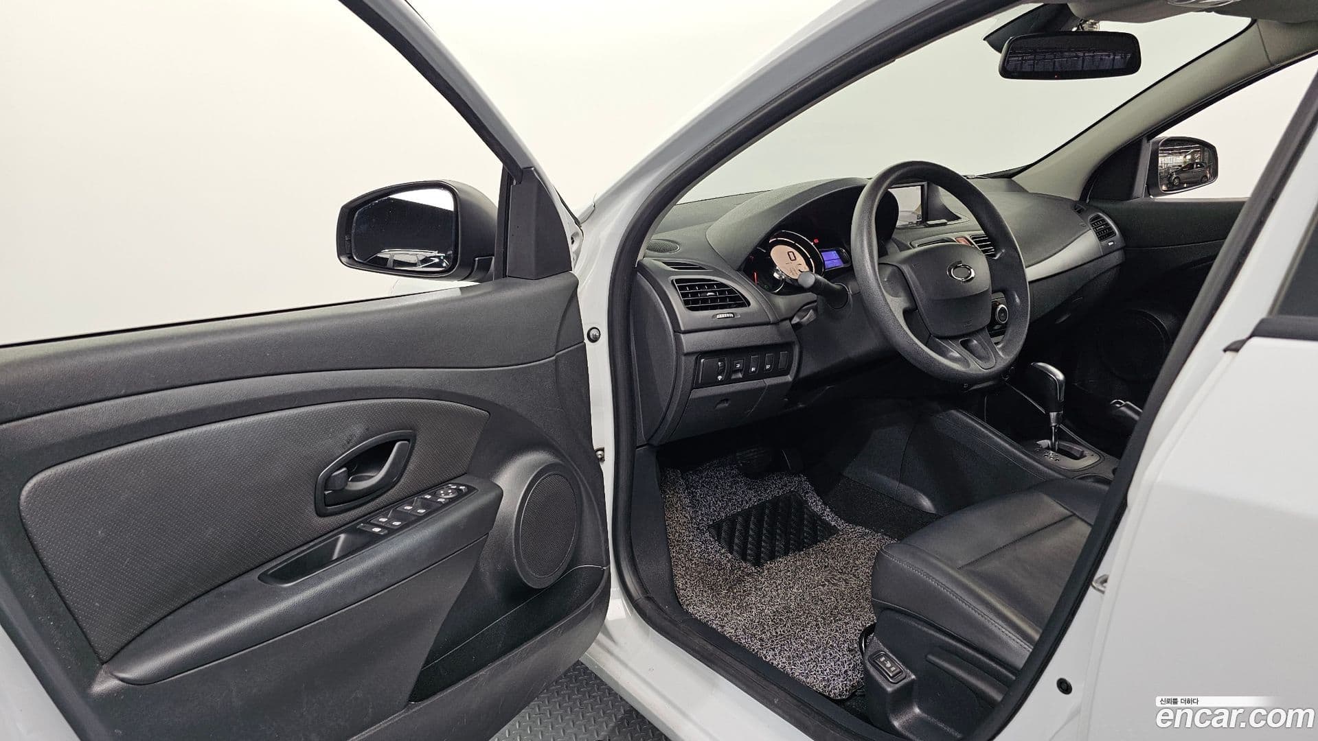 Main__Slider__Photo:SM3 Renault-KoreaSamsung 2018.11-9