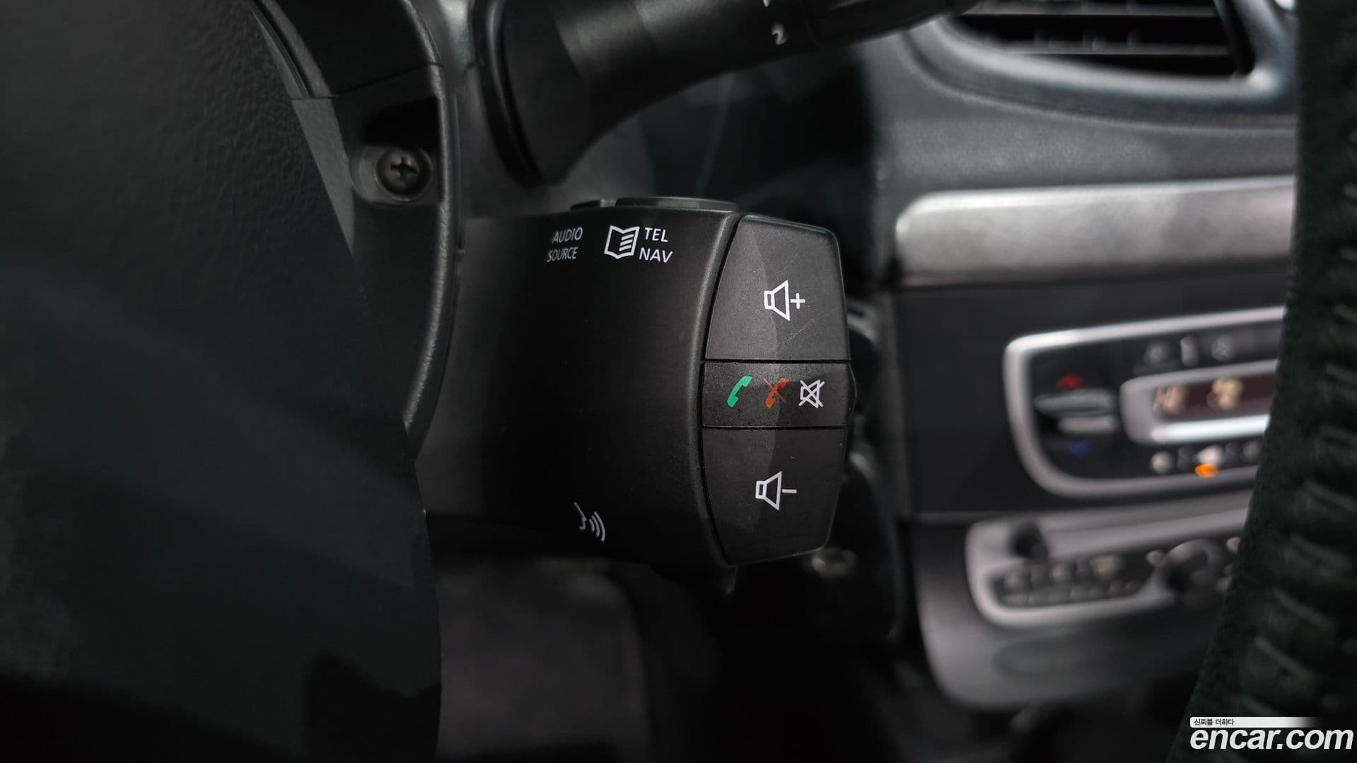 Main__Slider__Photo:SM3 Renault-KoreaSamsung 2012.7-17