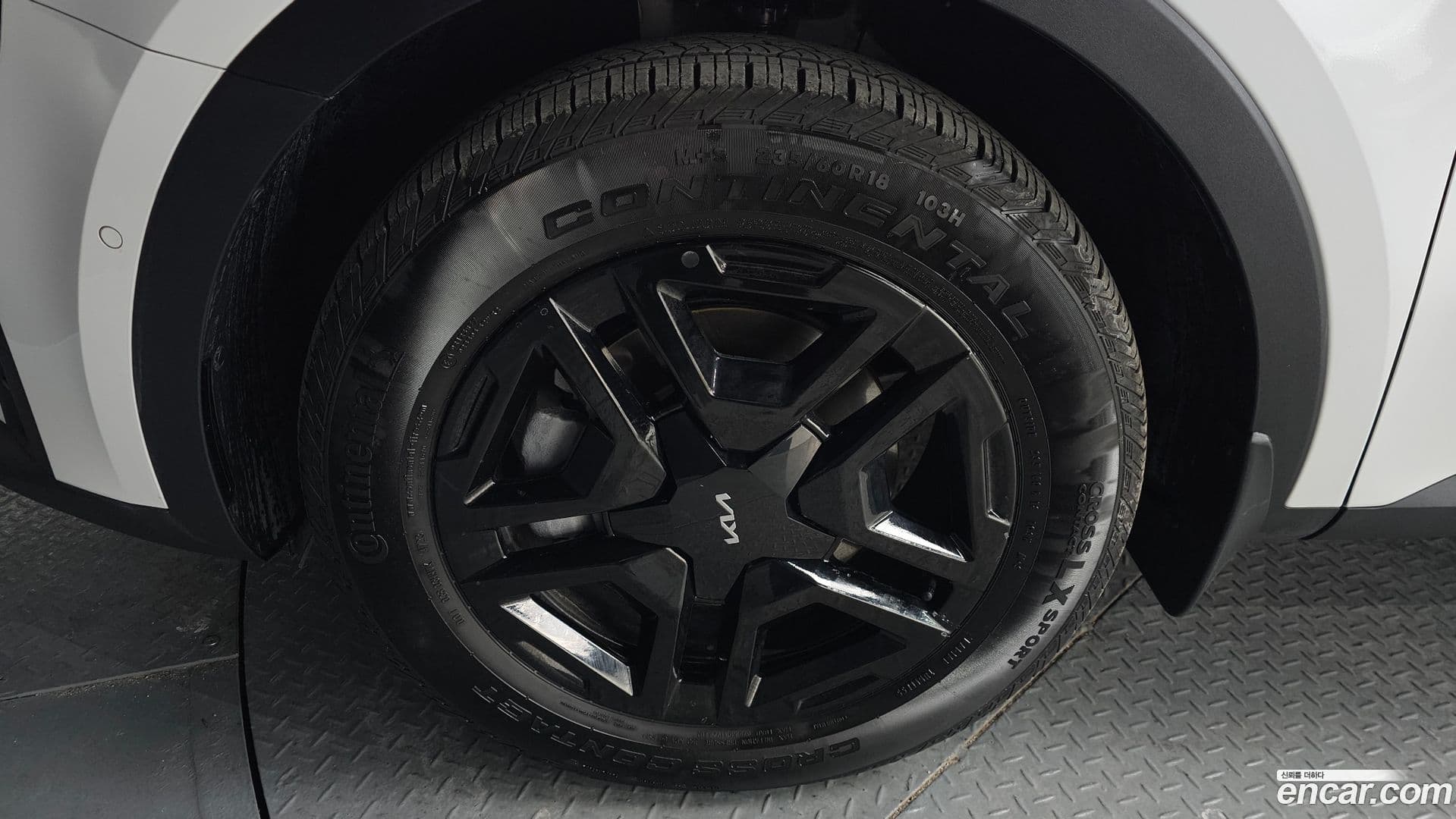 Main__Slider__Photo:Sorento Kia 2024.0-4