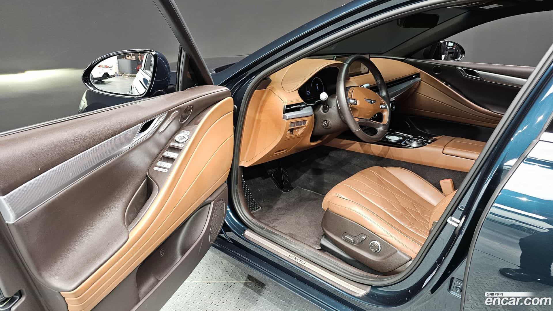 G80 Genesis 2020.4-INNER-010