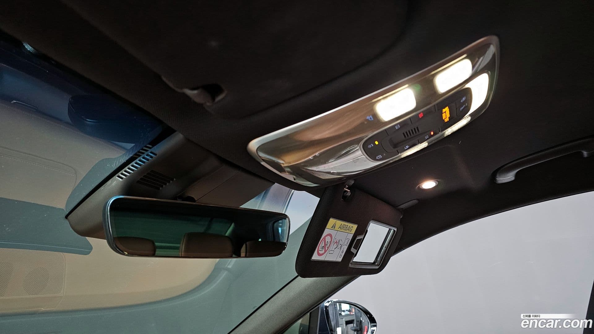 Main__Slider__Photo:G80 Genesis 2020.4-16