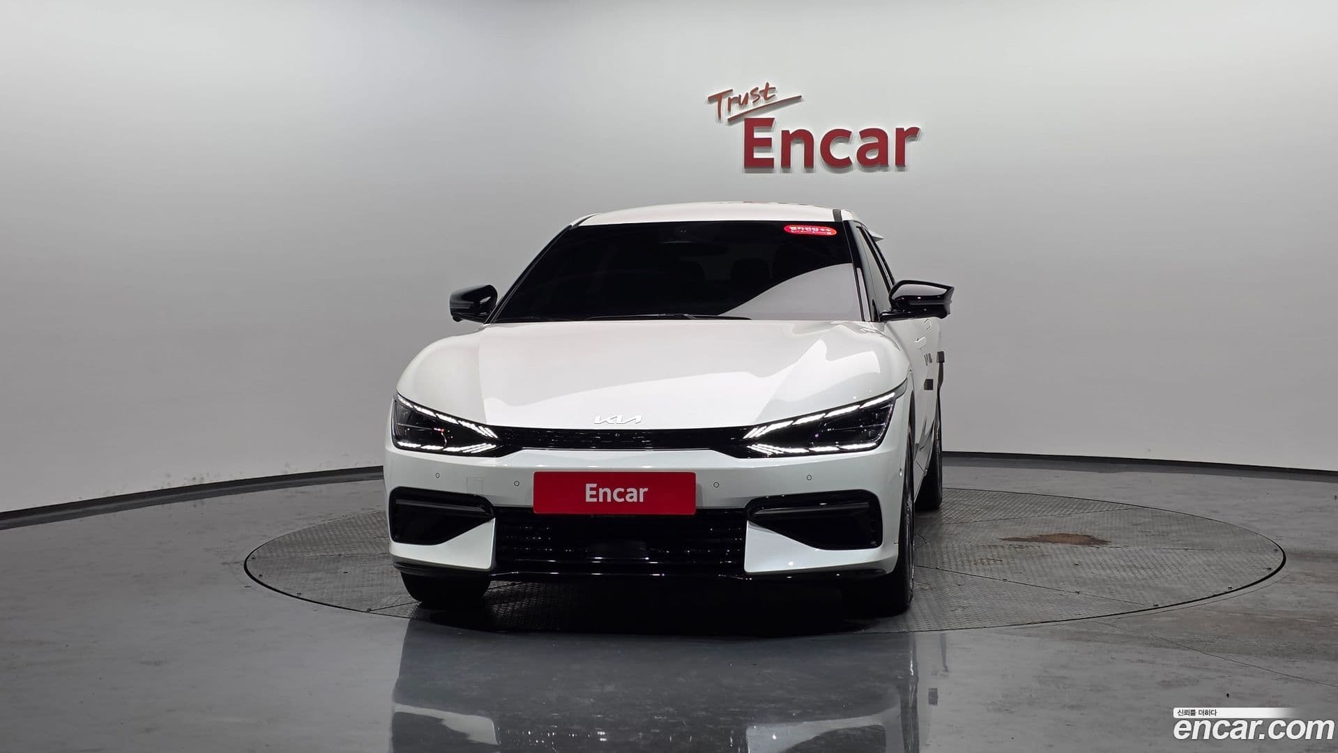 Main__Slider__Photo:EV6 Kia 2022.6-2