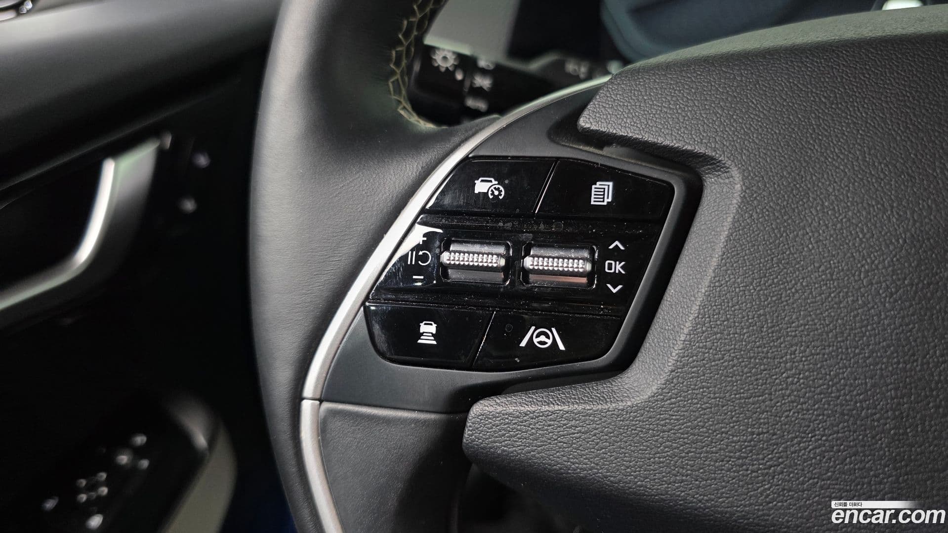 Main__Slider__Photo:EV6 Kia 2022.6-16