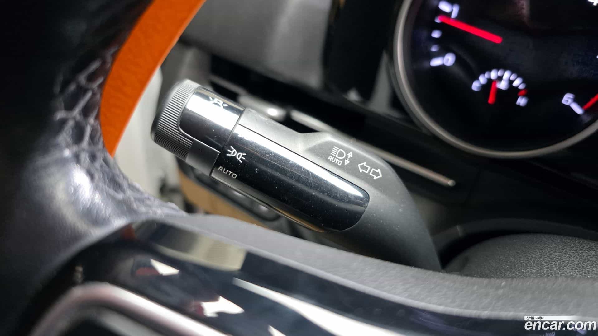 Canival Kia 2020.10-OPTION-020