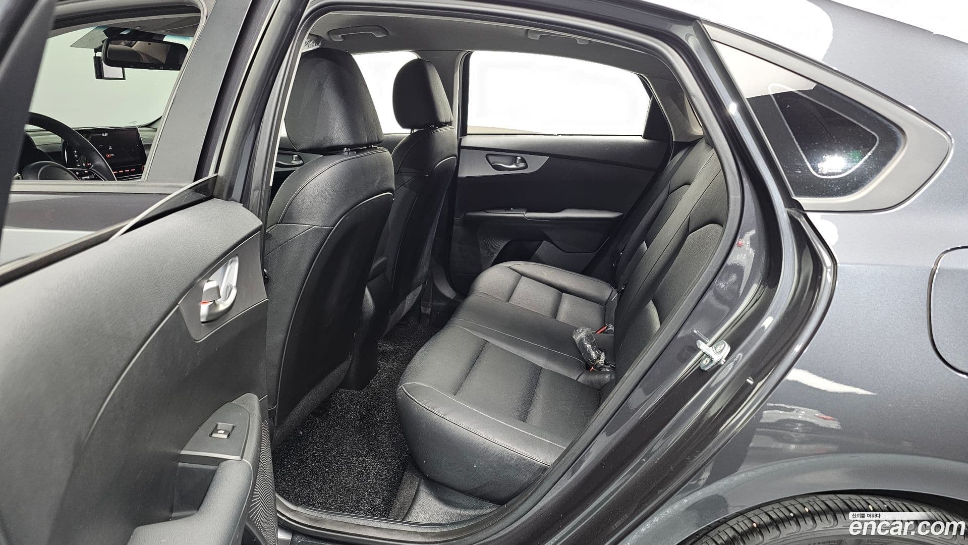 Main__Slider__Photo:K3 Kia 2021.6-10