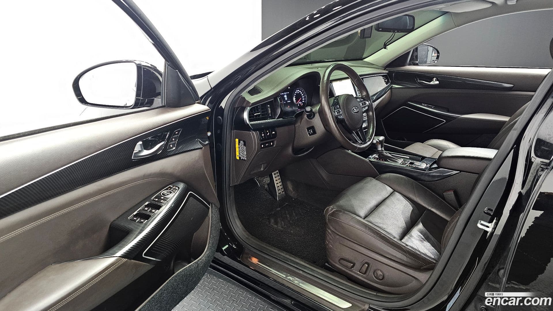 Main__Slider__Photo:K7 Kia 2019.0-10