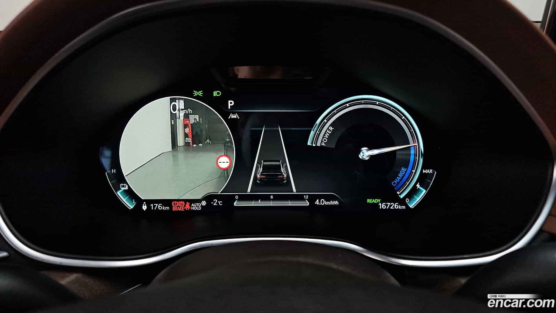 G80 Genesis 2023.3-INNER-008