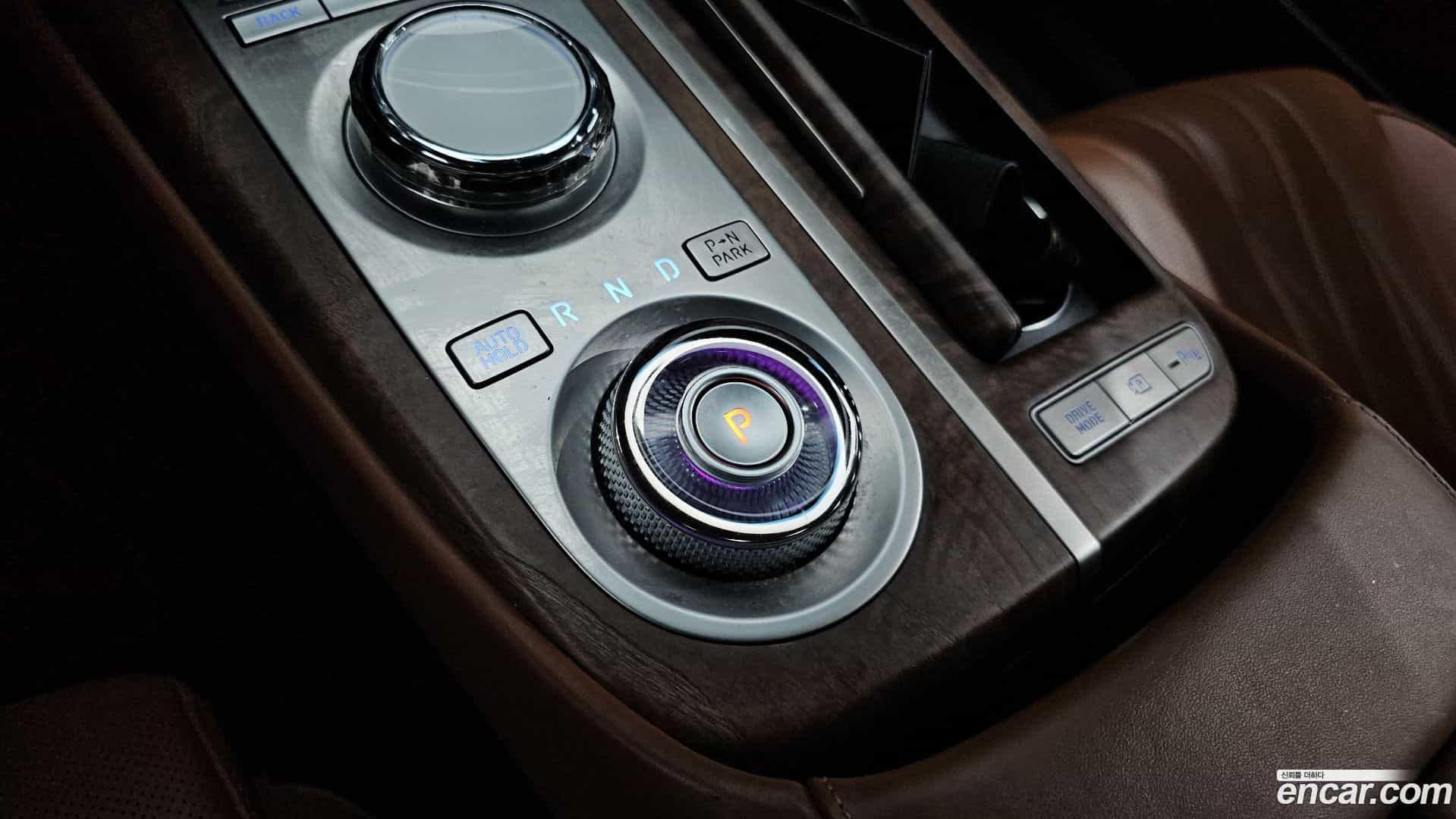 G80 Genesis 2023.3-INNER-009