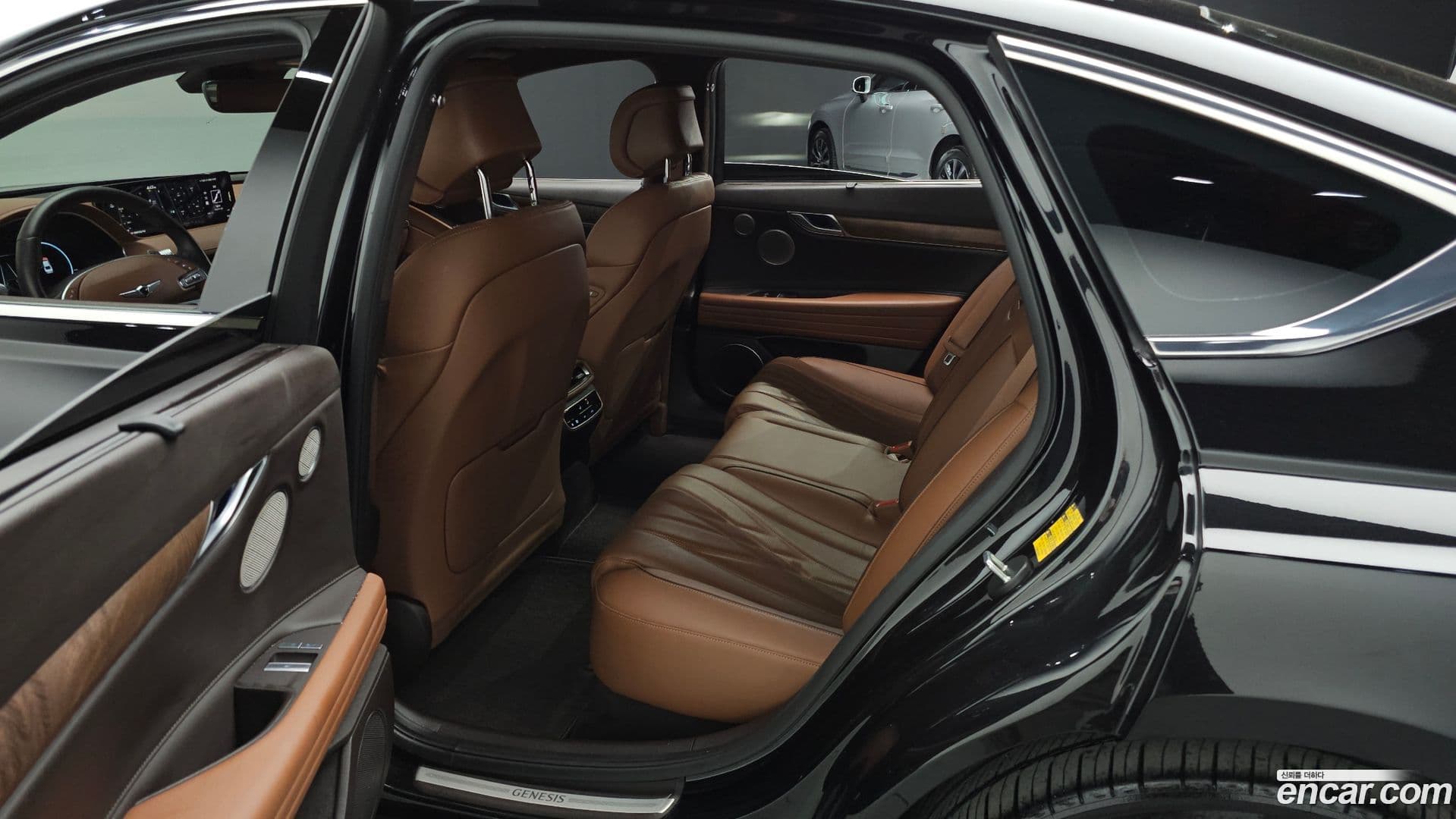 Main__Slider__Photo:G80 Genesis 2023.3-11