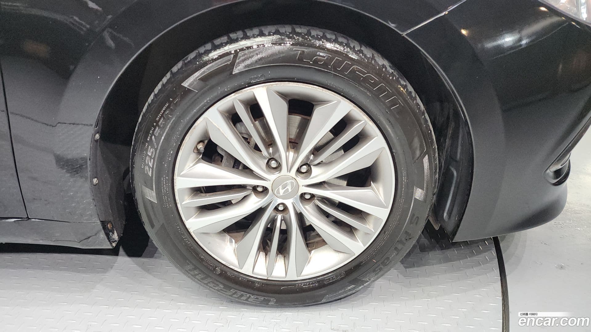 Main__Slider__Photo:Grandeur Hyundai 2015.5-4