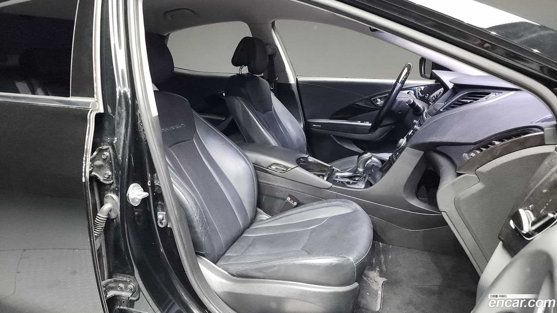 Grandeur Hyundai 2015.5-OPTION-015