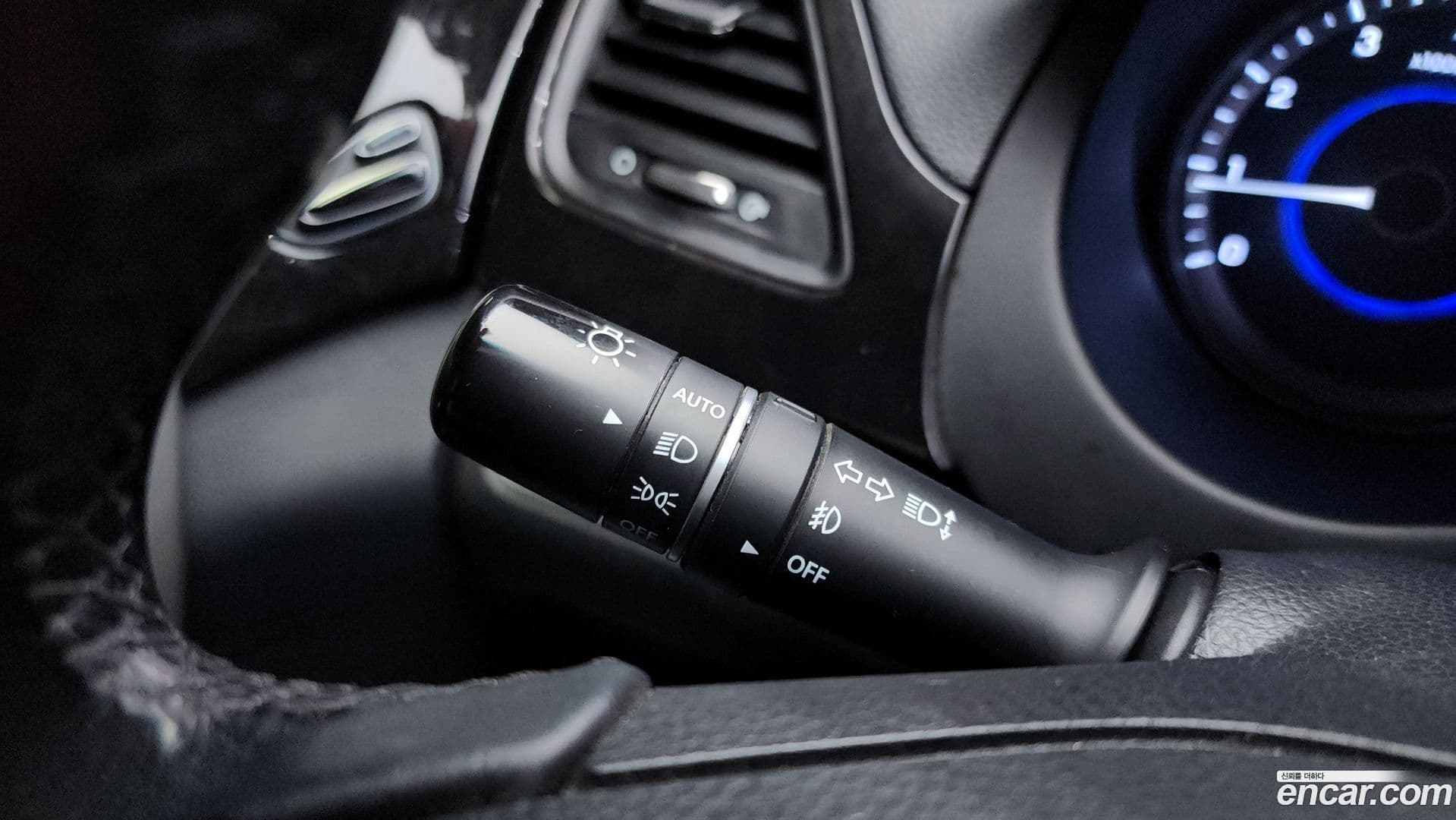 Main__Slider__Photo:Grandeur Hyundai 2015.5-17