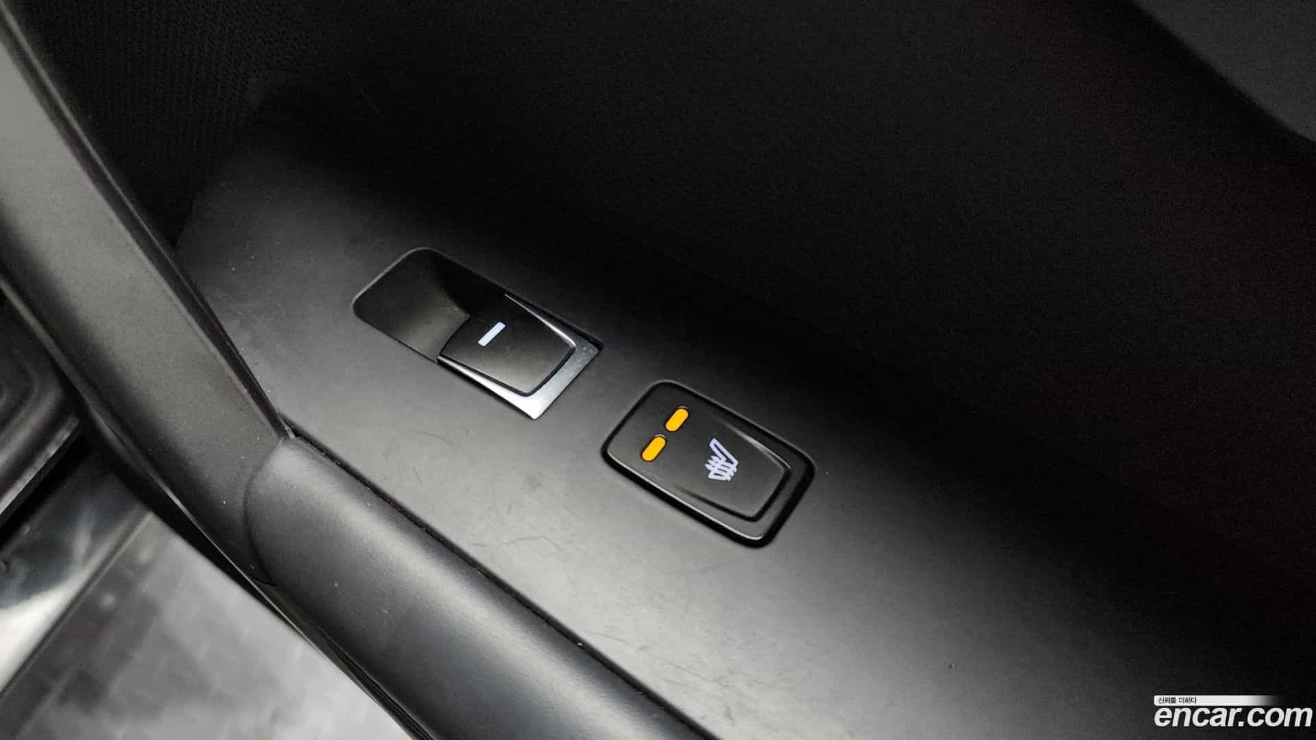 Grandeur Hyundai 2015.5-OPTION-023