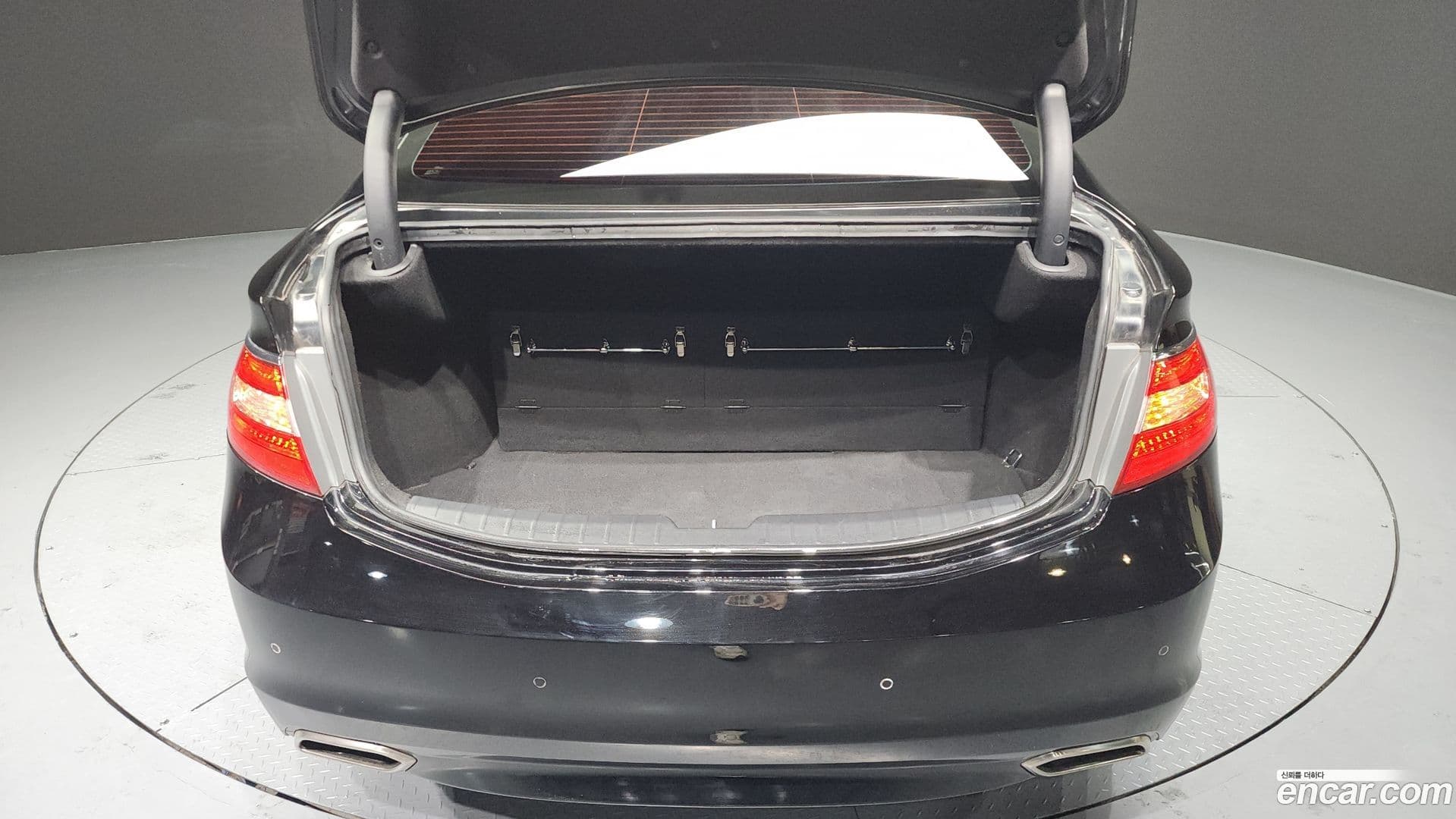 Main__Slider__Photo:Grandeur Hyundai 2015.5-19