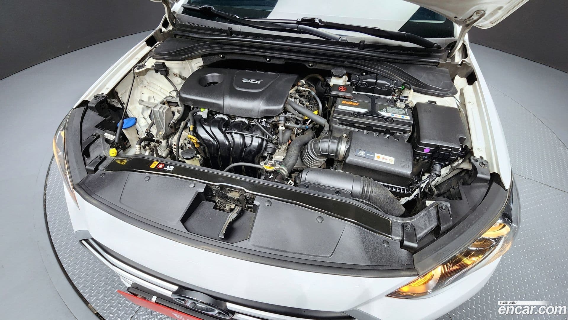 Main__Slider__Photo:AVANTE Hyundai 2016.9-5