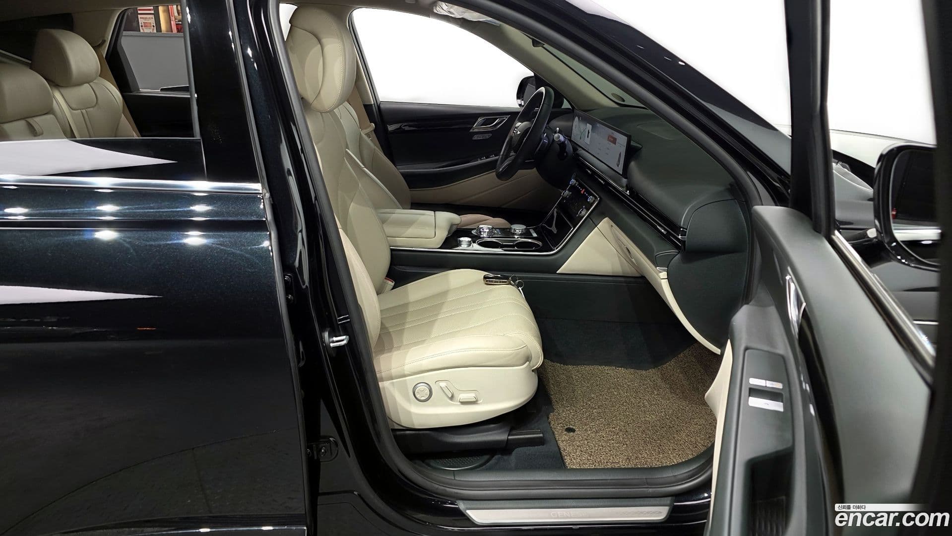 Main__Slider__Photo:GV80 Genesis 2024.2-10