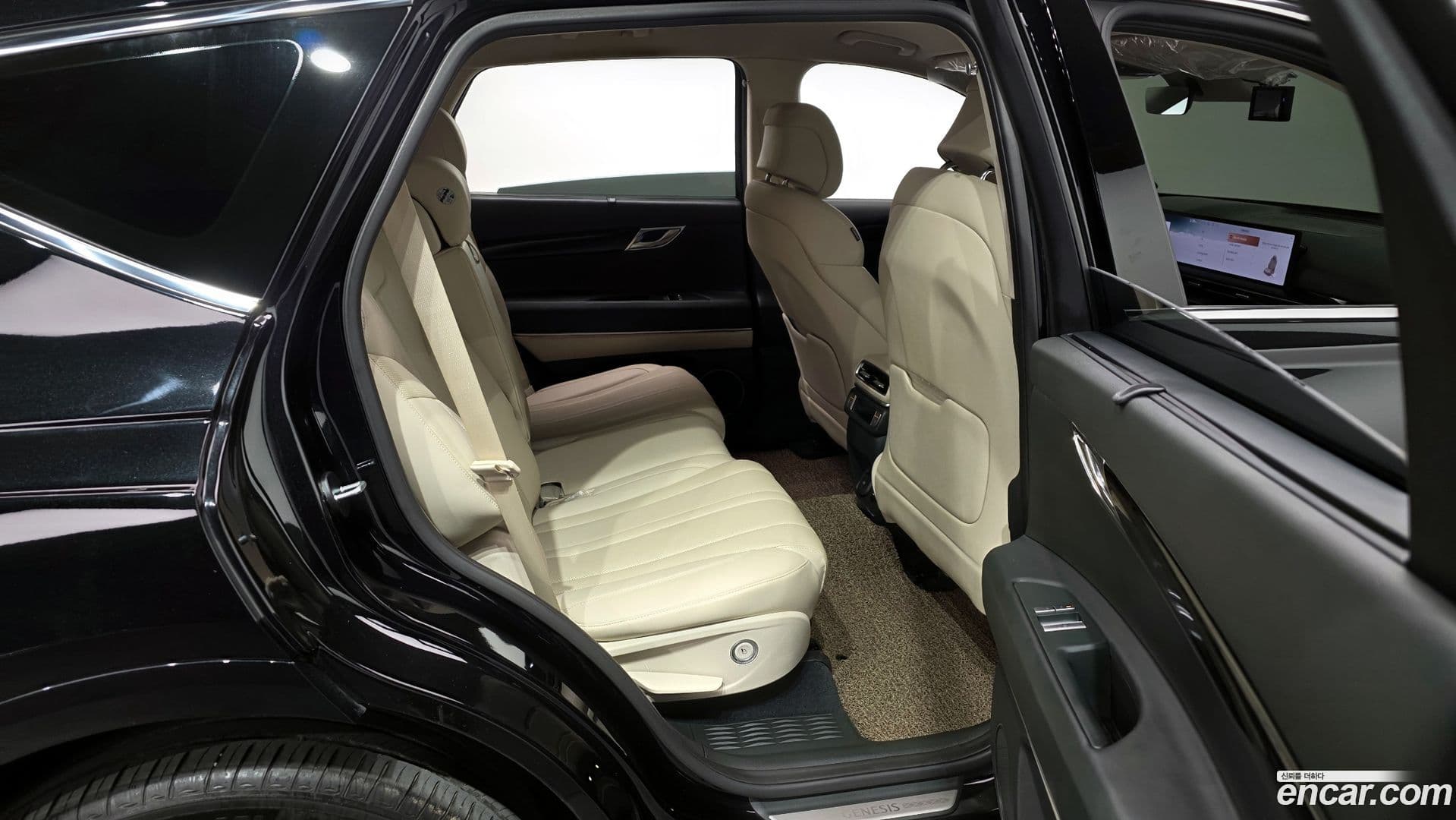 Main__Slider__Photo:GV80 Genesis 2024.2-11