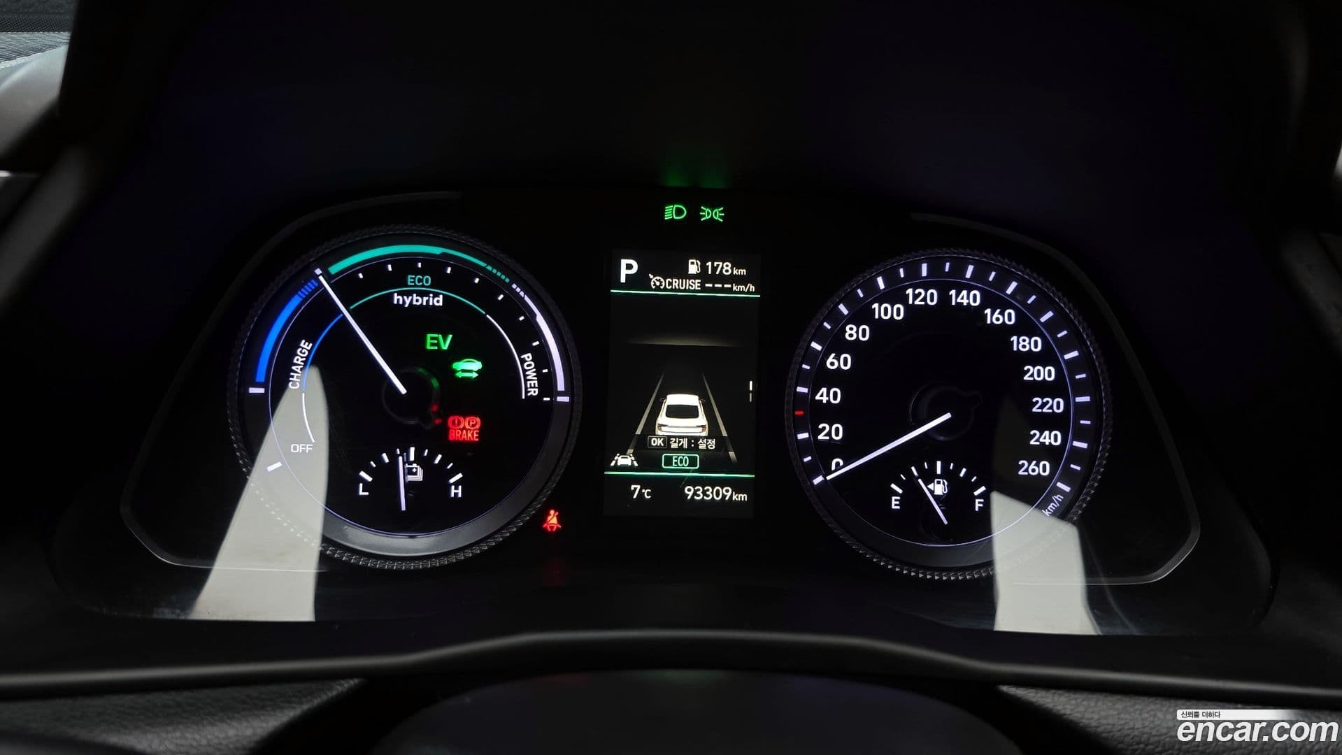 Main__Slider__Photo:Sonata Hyundai 2021.6-7