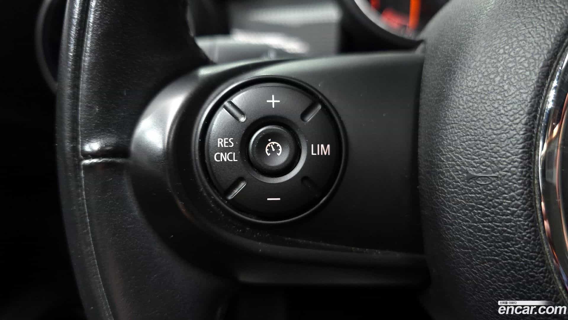 Cooper Mini 2019.2-OPTION-021