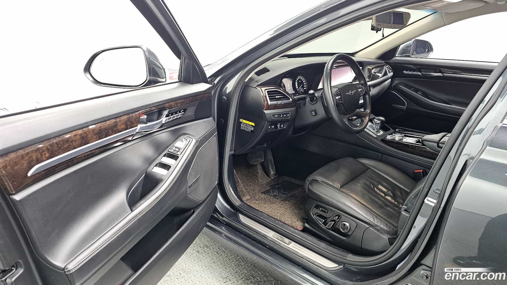 G90 Genesis 2019.3-INNER-010