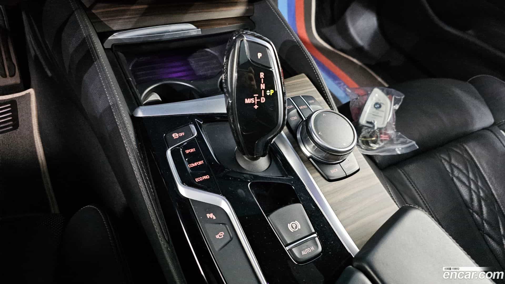 5-Series BMW 2017.5-INNER-009