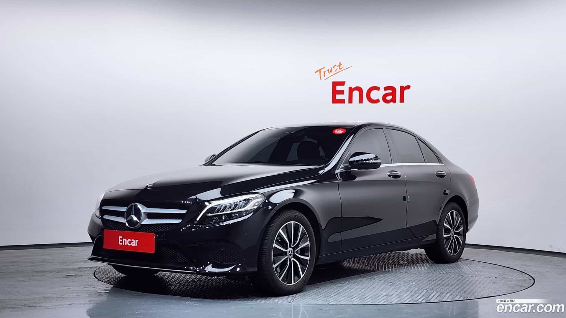 C-Class Mercedes-Benz 2019.10-OUTER-001