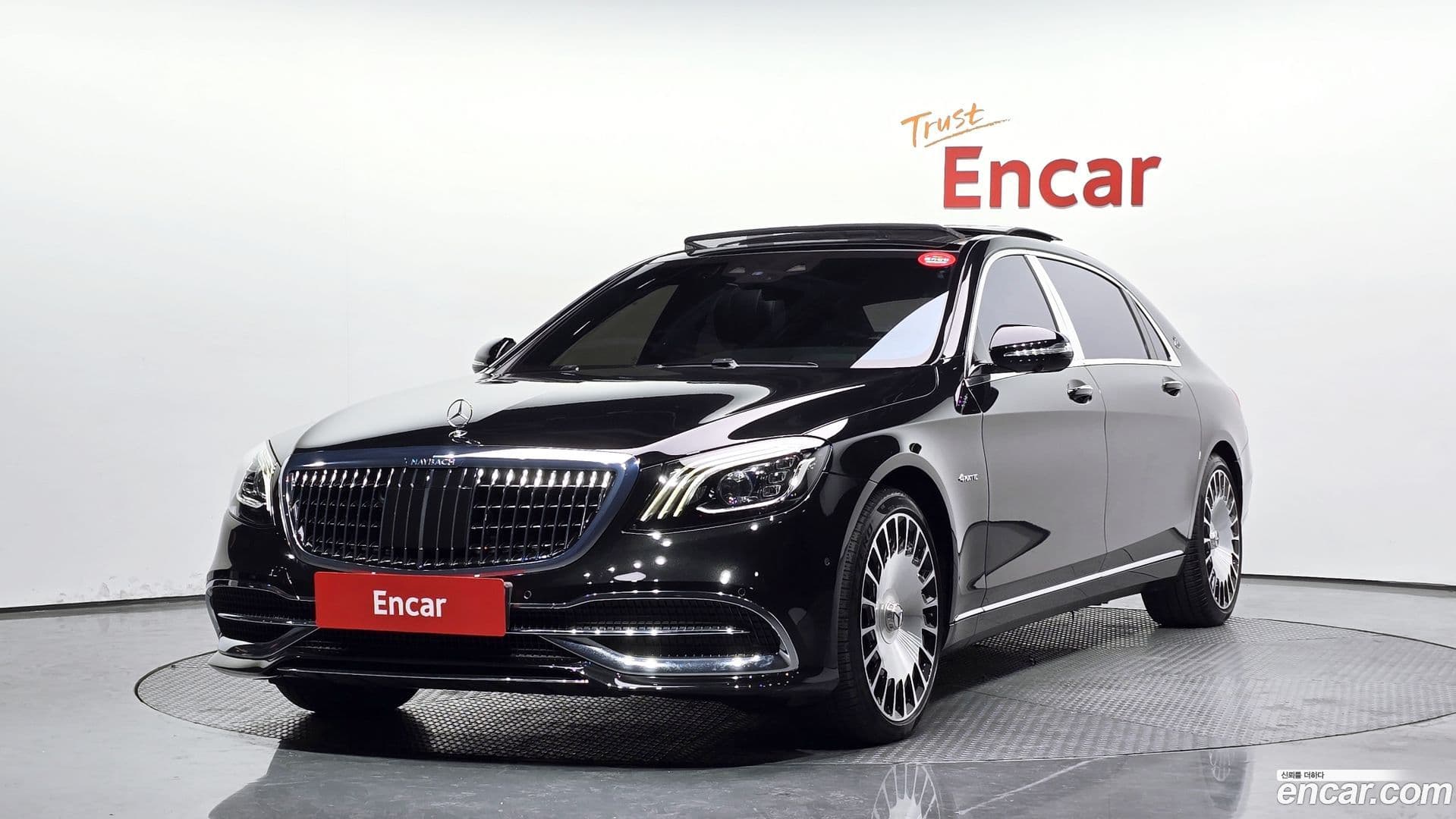 Main__Slider__Photo:S-Class Mercedes-Benz 2018.11-0