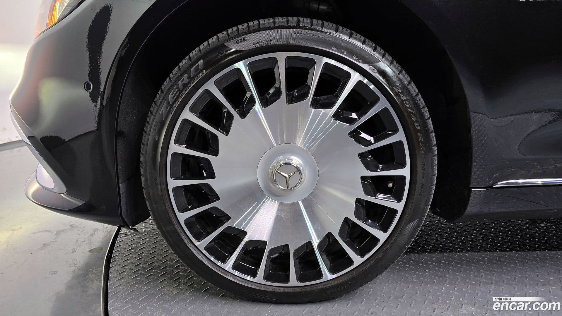 Main__Slider__Photo:S-Class Mercedes-Benz 2018.11-4